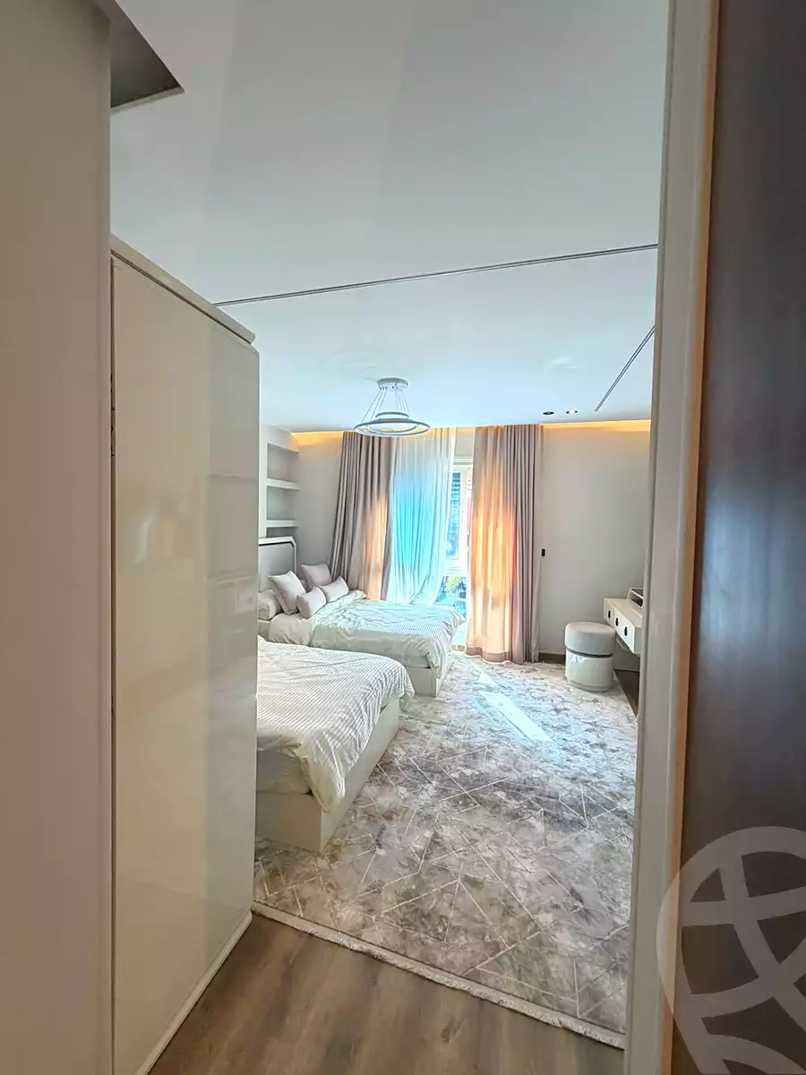 https://aqarmap.com.eg/ar/listing/7110586-for-sale-cairo-new-cairo-compounds-mwrd-fq-llttwyr
