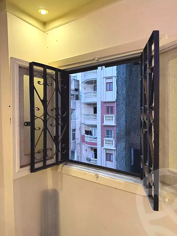 https://aqarmap.com.eg/en/listing/7110884-for-sale-alexandria-miami-shr-jml-bd-lnsr