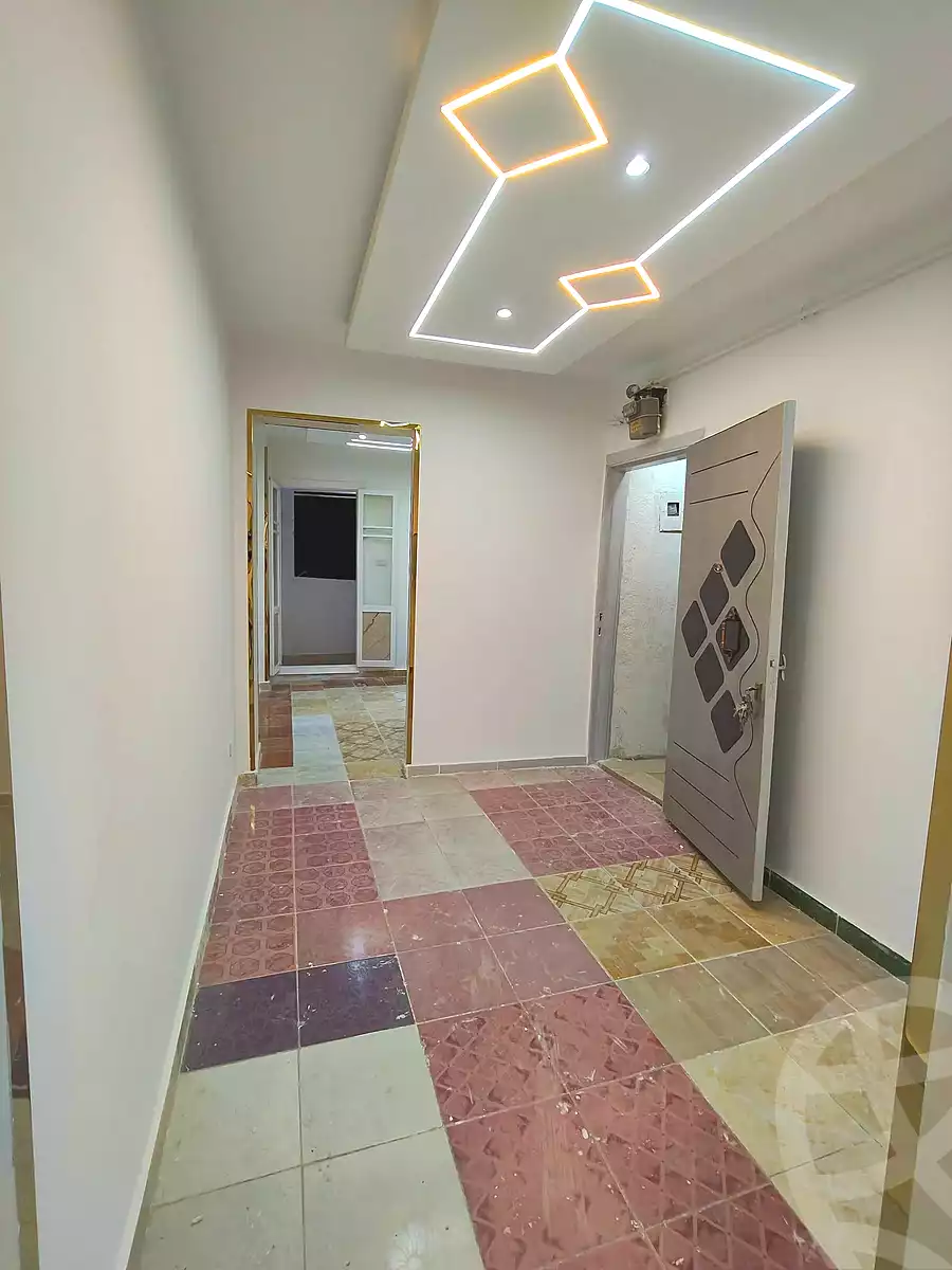 https://aqarmap.com.eg/ar/listing/7111160-for-sale-alexandria-lsywf-el-falki
