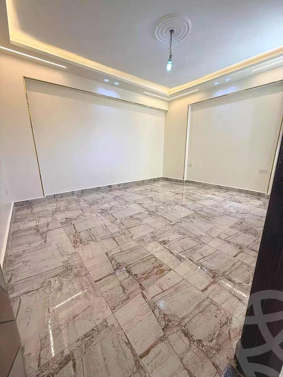https://aqarmap.com.eg/ar/listing/7111324-for-sale-alexandria-sydy-bshr-sydy-bshr-bhry-khalil-hamada-st