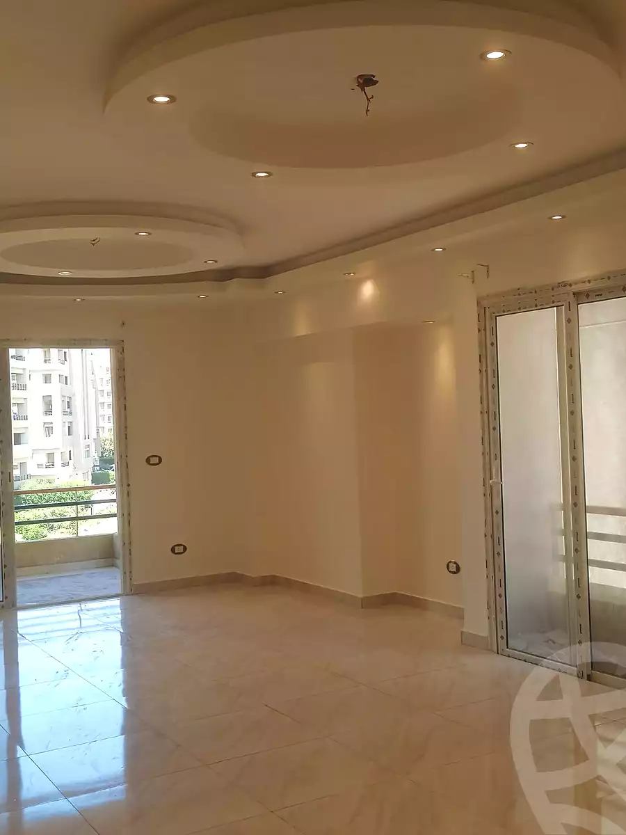 https://aqarmap.com.eg/ar/listing/7111497-for-rent-cairo-new-cairo-compounds-the-square