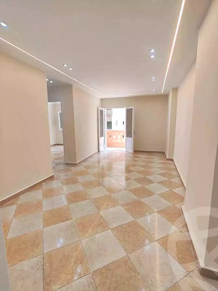 https://aqarmap.com.eg/ar/listing/7111611-for-sale-alexandria-el-asafra-shr-45