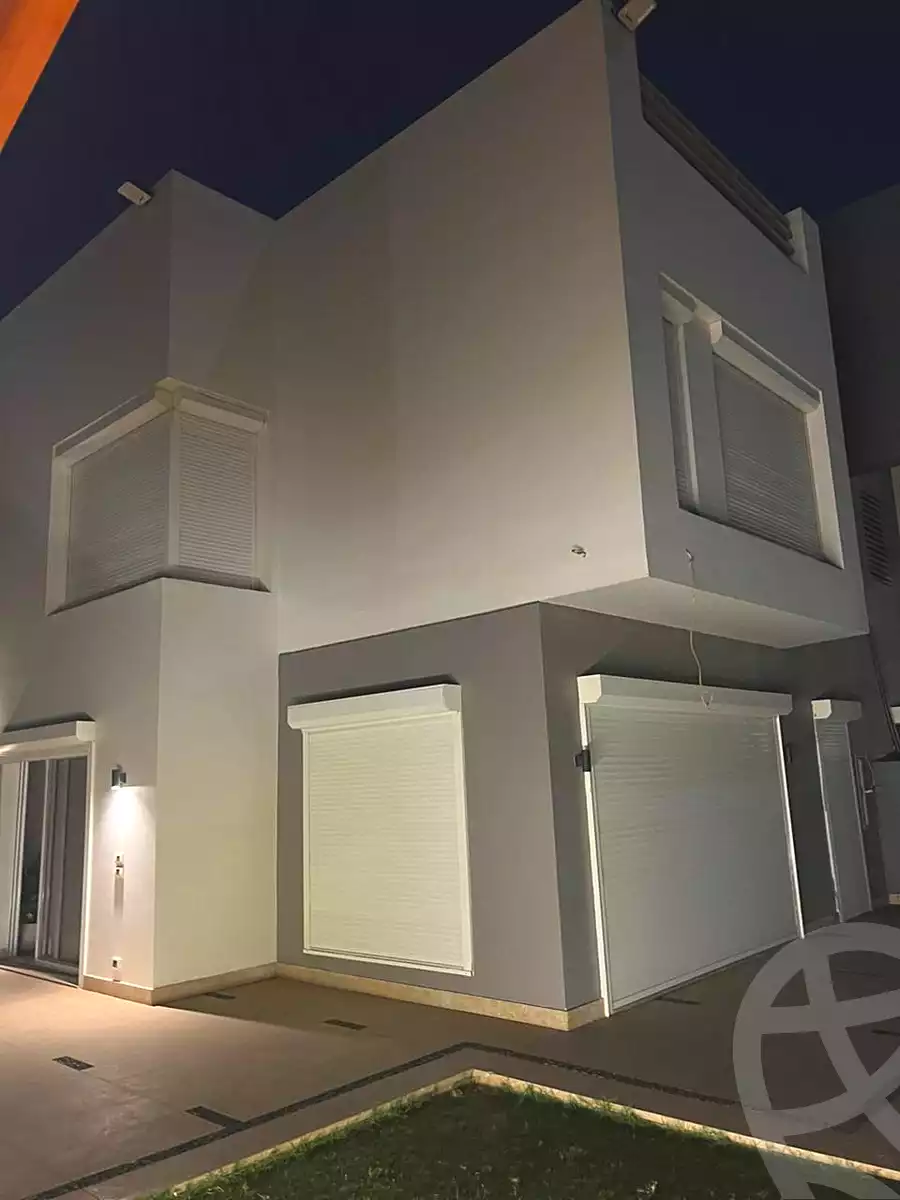 https://aqarmap.com.eg/en/listing/7111723-for-rent-cairo-new-cairo-compounds-hyde-park-centre-ville-hyde-park