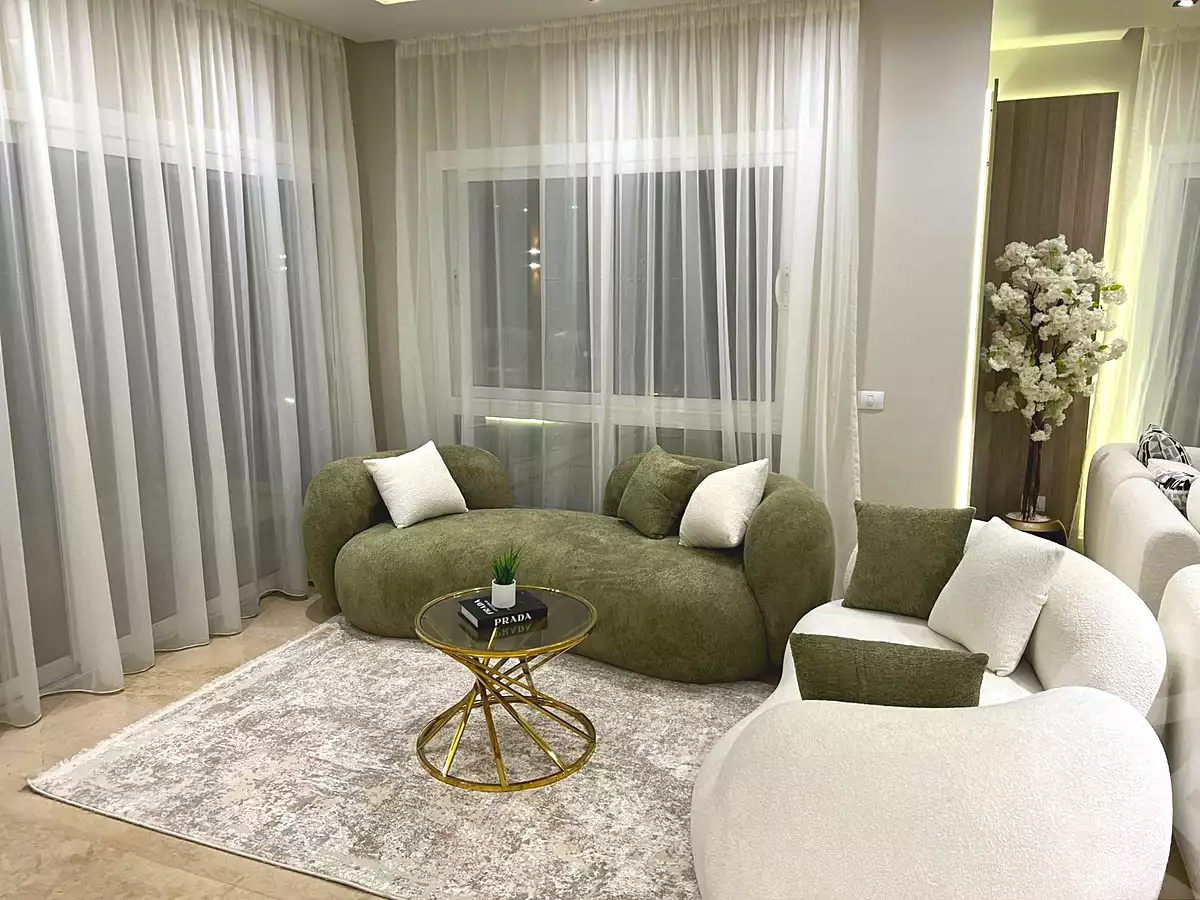 https://aqarmap.com.eg/en/listing/7111723-for-rent-cairo-new-cairo-compounds-hyde-park-centre-ville-hyde-park
