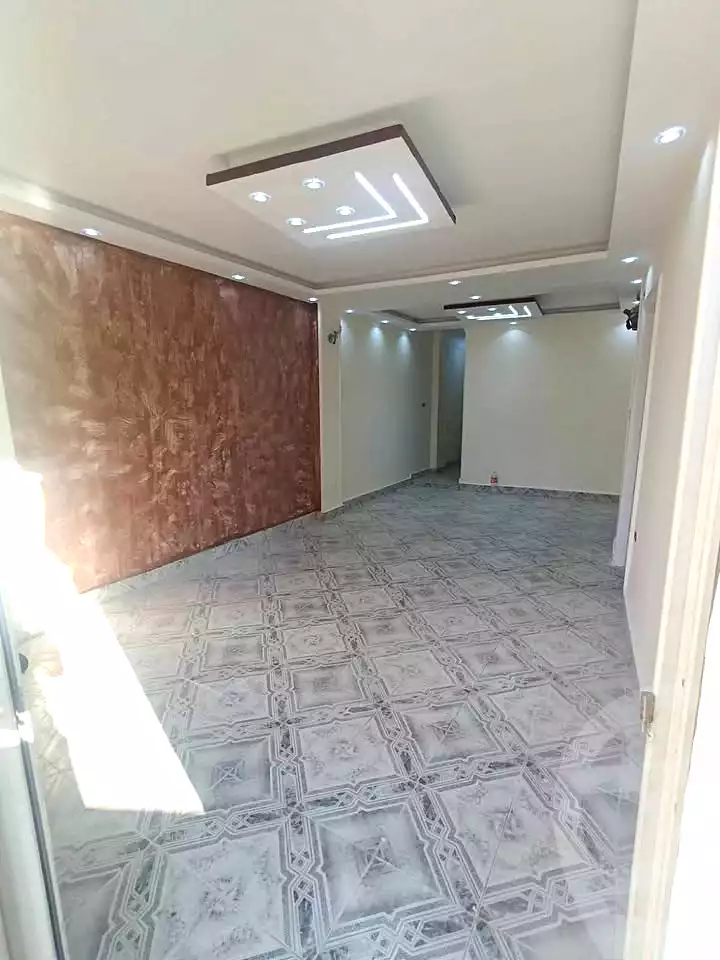 https://aqarmap.com.eg/ar/listing/7112027-for-sale-alexandria-lsywf-al-saaeh-sq