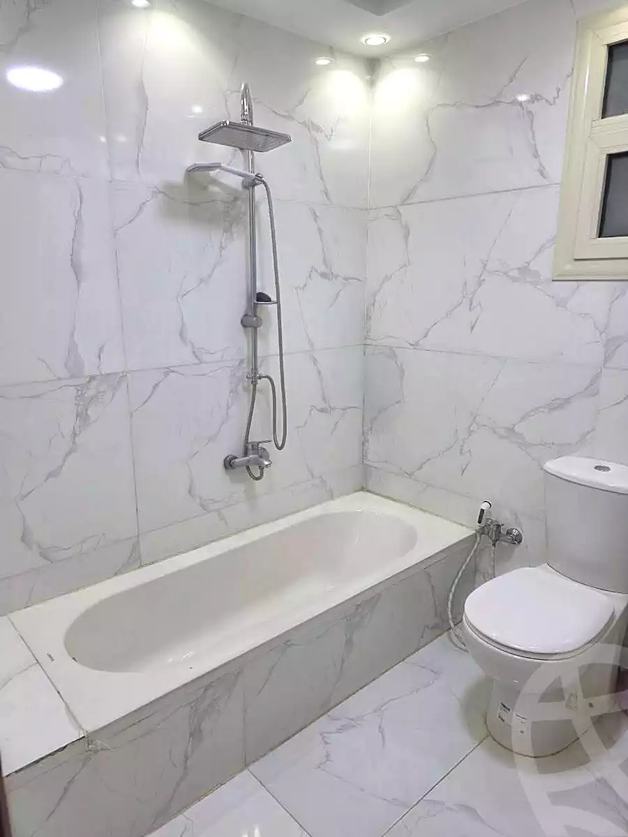 https://aqarmap.com.eg/ar/listing/7112044-for-rent-cairo-helwan-hadayek-helwan-nile-corniche-st