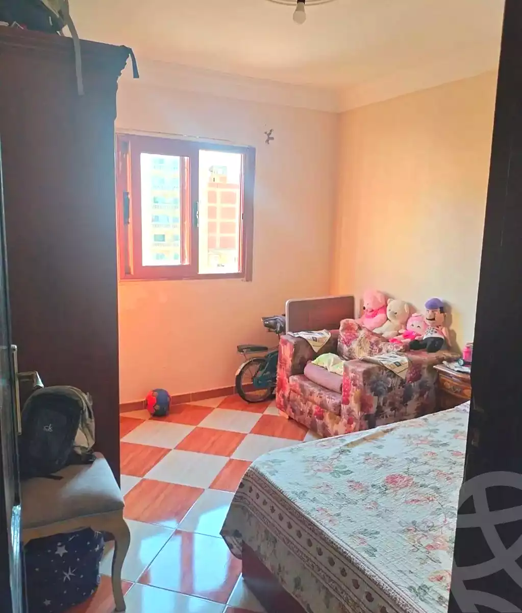 https://aqarmap.com.eg/en/listing/7112102-for-sale-alexandria-al-agamy-lbytsh-shahr-al-assal-st