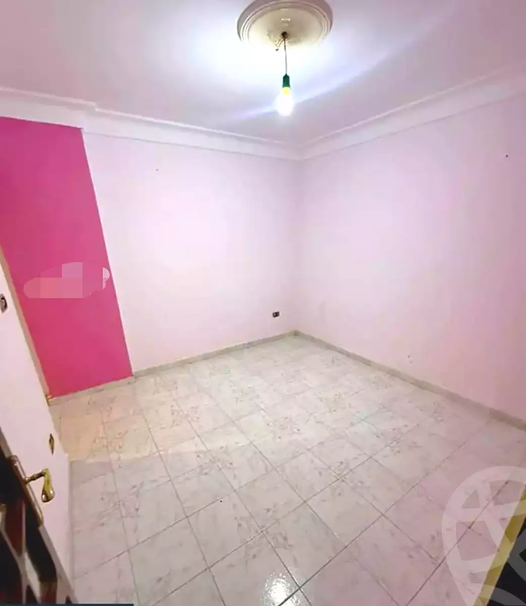https://aqarmap.com.eg/en/listing/7112181-for-sale-alexandria-sydy-bshr-sydy-bshr-bhry-shr-khld-bn-lwlyd