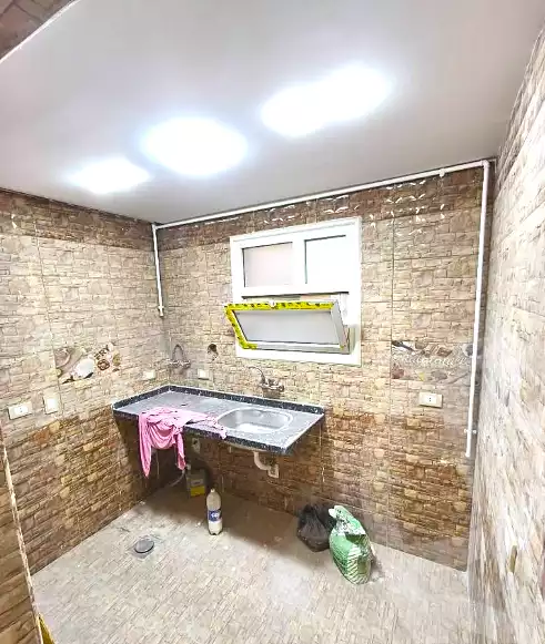 https://aqarmap.com.eg/ar/listing/7112592-for-sale-alexandria-bw-qyr-street-16