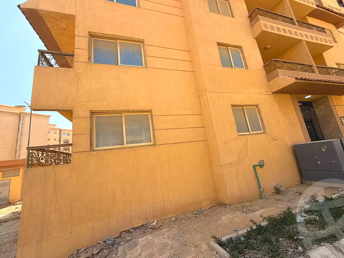 https://aqarmap.com.eg/en/listing/7112756-for-sale-cairo-new-cairo-compounds-bankers-compound