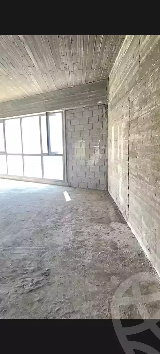 https://aqarmap.com.eg/ar/listing/7112868-for-sale-cairo-new-cairo-compounds-mivida-mivida-business-park-emaar