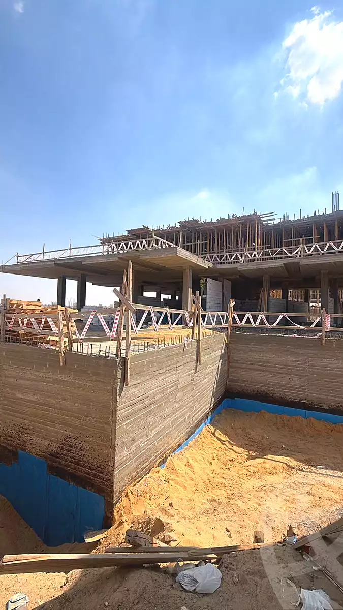 https://aqarmap.com.eg/en/listing/7113250-for-sale-cairo-el-sheikh-zayed-city-lshykh-zyd-ljdyd-juno-plaza-mall-doroob