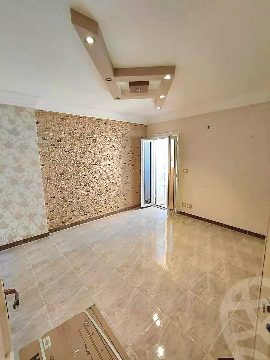 https://aqarmap.com.eg/ar/listing/7113264-for-sale-alexandria-sydy-bshr-sydy-bshr-bhry-khalil-hamada-st