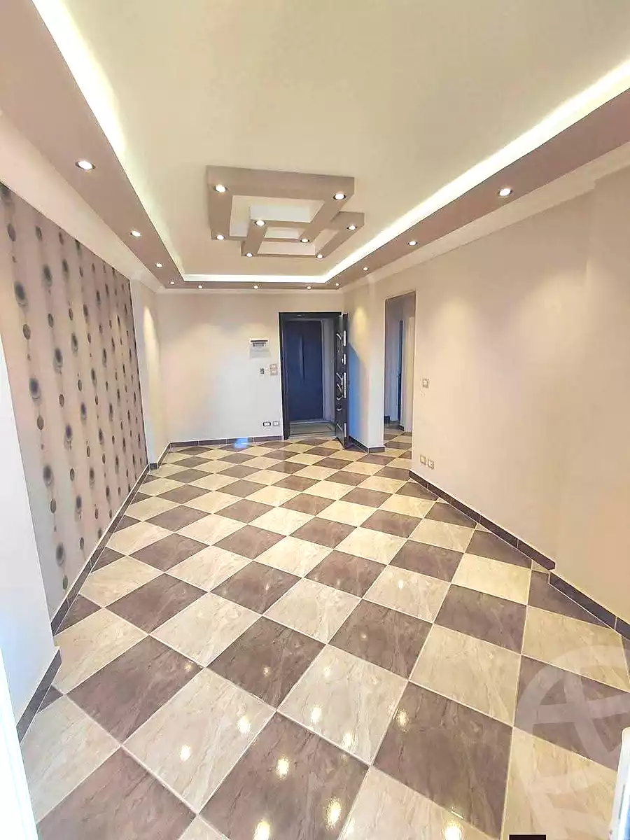 https://aqarmap.com.eg/ar/listing/7113264-for-sale-alexandria-sydy-bshr-sydy-bshr-bhry-khalil-hamada-st