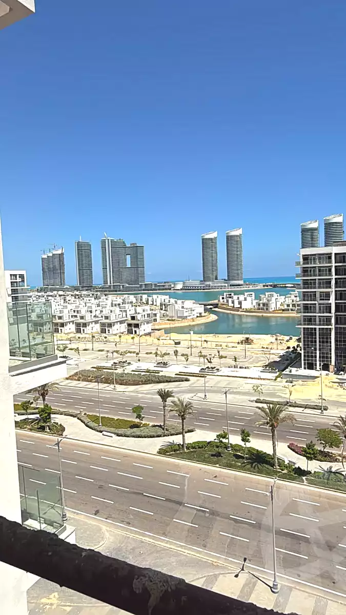 https://aqarmap.com.eg/ar/listing/7113533-for-sale-north-coast-new-alamein-mntj-t-l-lmyn-ljdyd-kmbwnd-mzryn