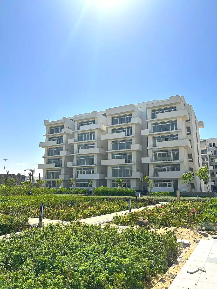 https://aqarmap.com.eg/ar/listing/7113529-for-sale-north-coast-new-alamein-mntj-t-l-lmyn-ljdyd-kmbwnd-mzryn