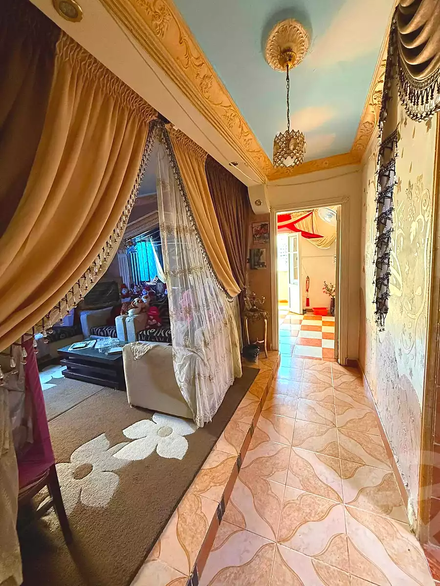 https://aqarmap.com.eg/ar/listing/7113643-for-sale-alexandria-sydy-bshr-shr-mlk-hfny