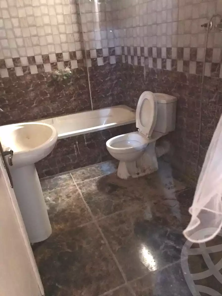 https://aqarmap.com.eg/ar/listing/7114439-for-sale-alexandria-al-agamy-el-hanouvel