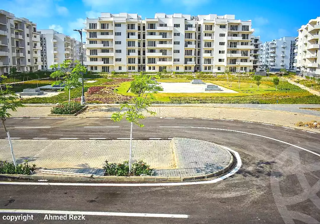 https://aqarmap.com.eg/ar/listing/7114692-for-sale-north-coast-new-alamein-mntj-t-l-lmyn-ljdyd-kmbwnd-mzryn