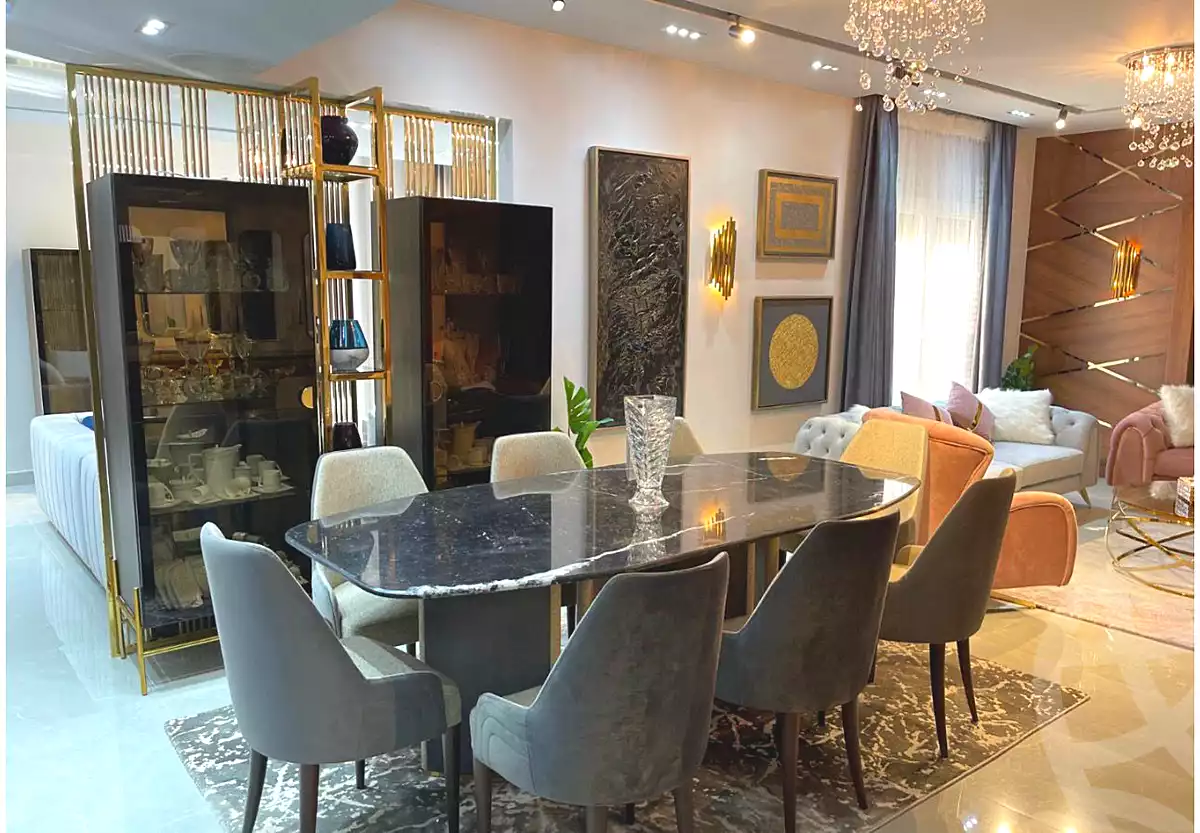 https://aqarmap.com.eg/ar/listing/7114781-for-sale-cairo-new-cairo-compounds-hyde-park-centre-ville-hyde-park