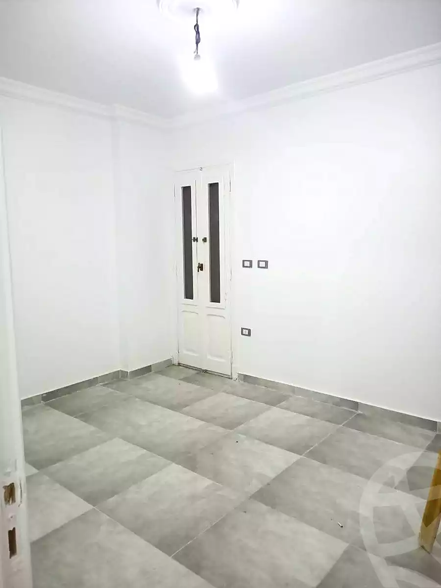 https://aqarmap.com.eg/en/listing/7114806-for-sale-alexandria-al-agamy-el-hanouvel-al-haded-we-al-soulb-st