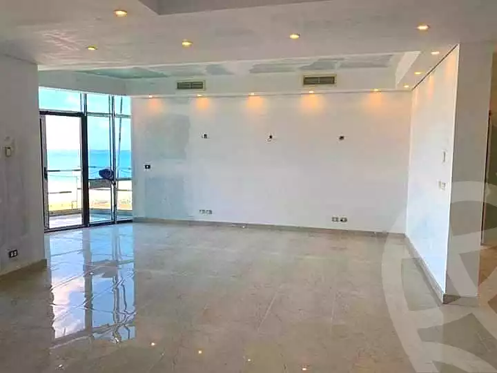 https://aqarmap.com.eg/ar/listing/7114919-for-sale-north-coast-new-alamein-mntj-t-l-lmyn-ljdyd-beachfront-tower-city-edge