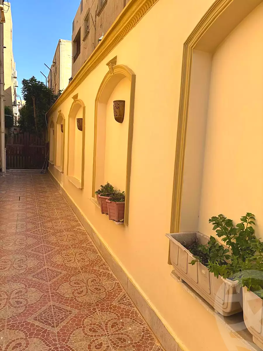 https://aqarmap.com.eg/en/listing/7114983-for-sale-cairo-new-cairo-ganob-el-akadamiya-south-academy-a-zaid-ebn-haretha-st