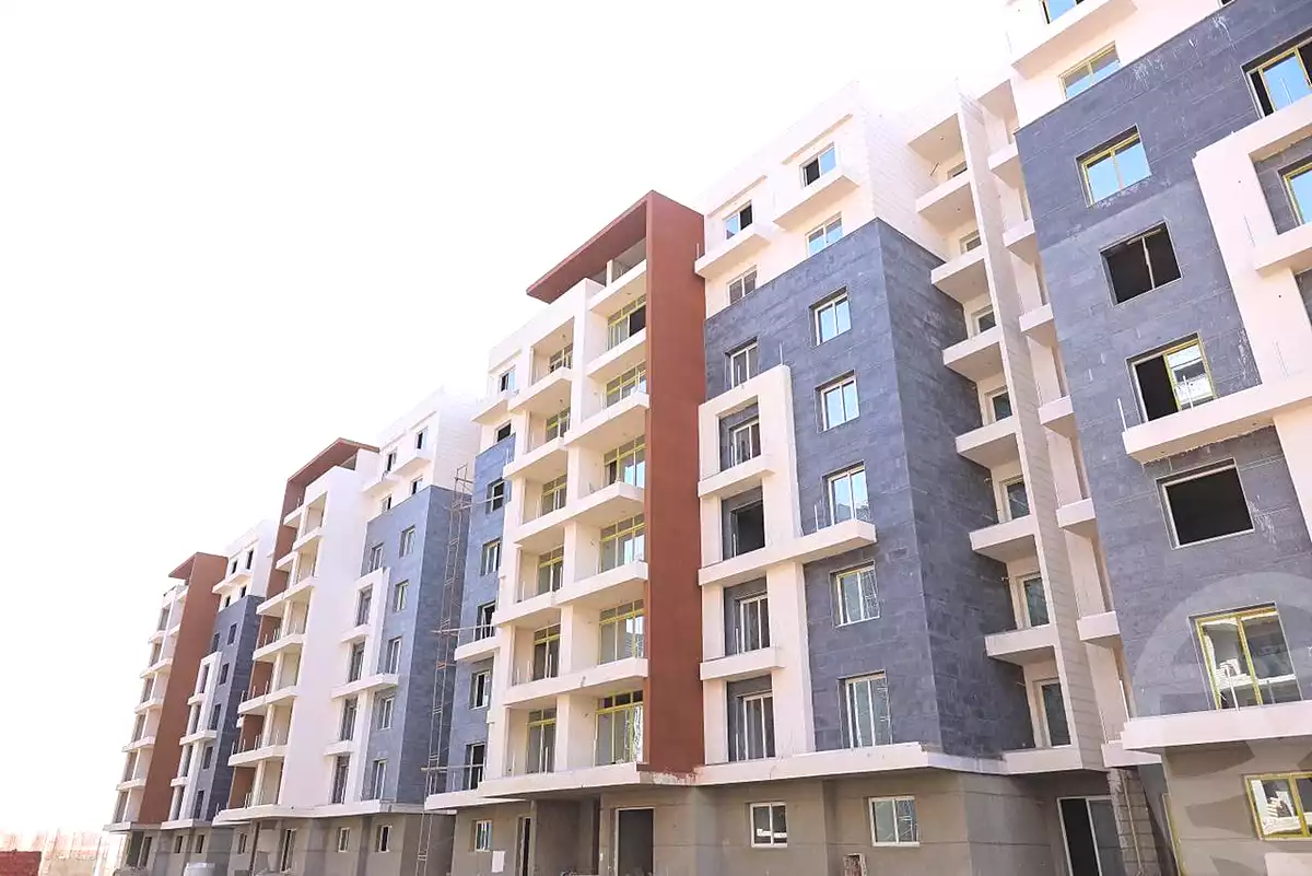 https://aqarmap.com.eg/ar/listing/7115002-for-sale-cairo-new-administrative-capital-r7-oia