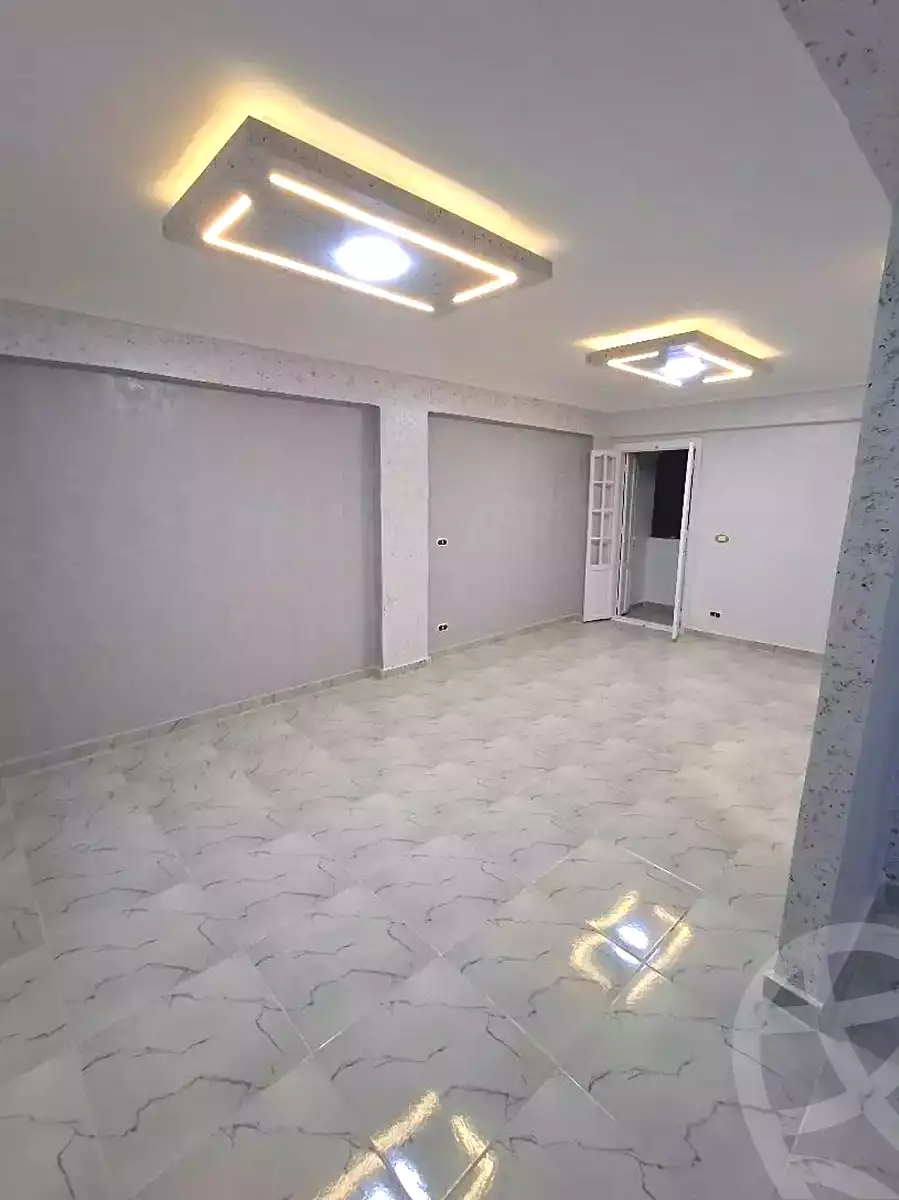 https://aqarmap.com.eg/ar/listing/7115254-for-sale-alexandria-lsywf-el-falki