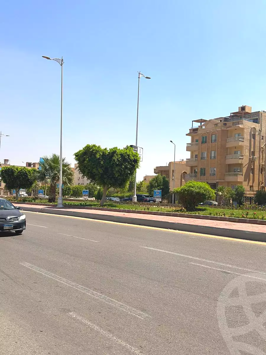 https://aqarmap.com.eg/ar/listing/7115373-for-sale-cairo-el-shorouk-compounds-mayan-compound-stm