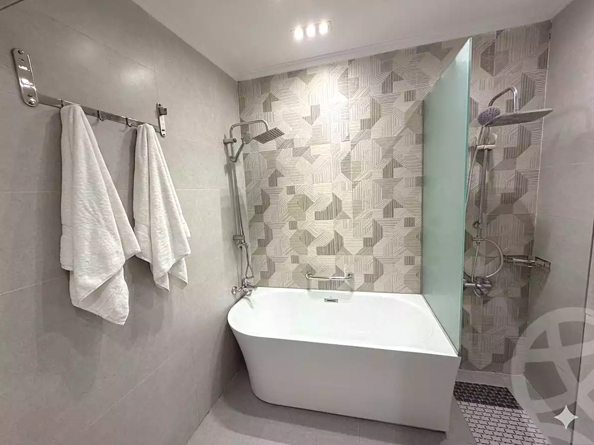 https://aqarmap.com.eg/ar/listing/7115526-for-sale-cairo-new-cairo-compounds-el-masrawiyeh