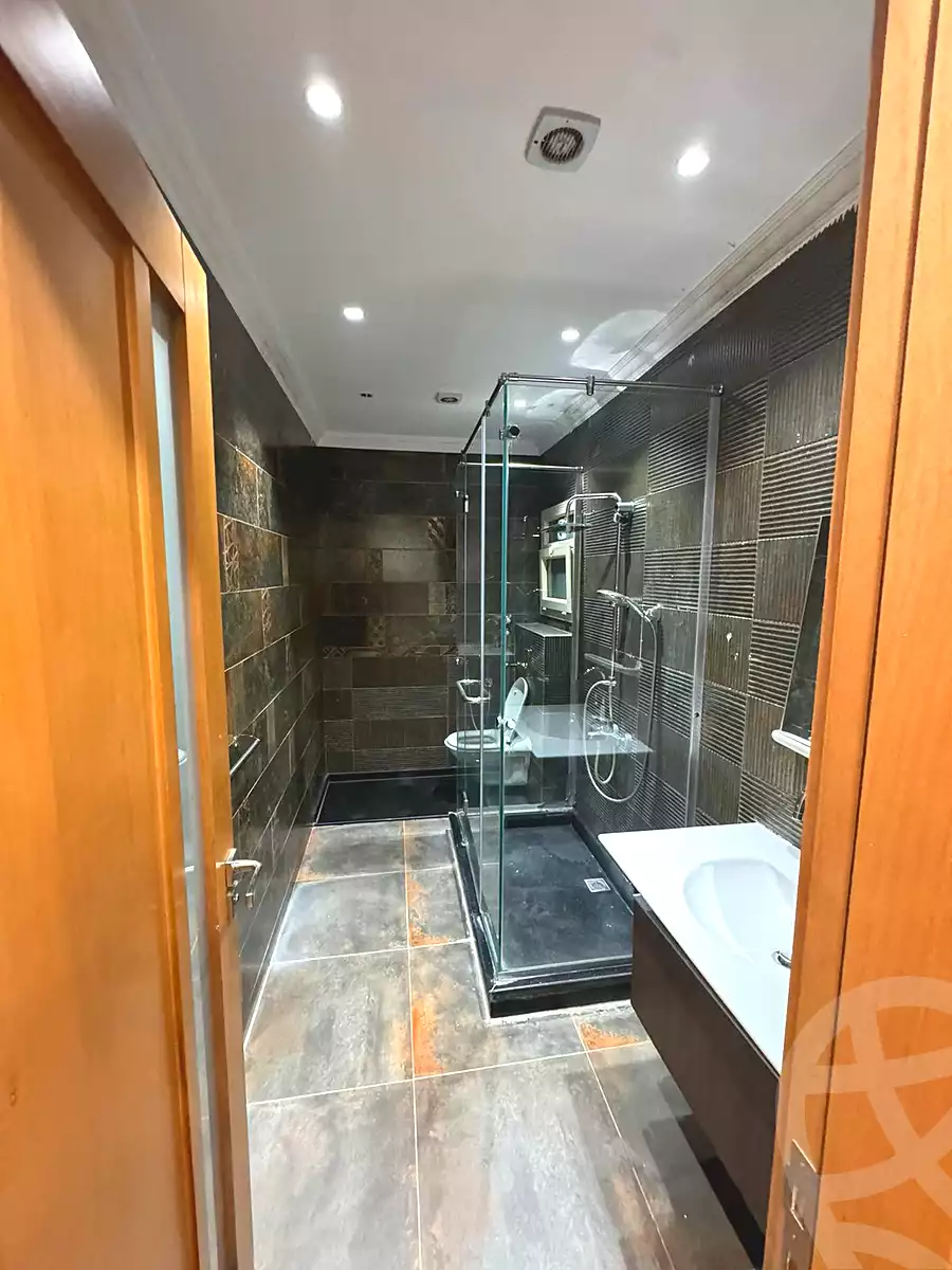 https://aqarmap.com.eg/ar/listing/7115664-for-sale-cairo-new-cairo-ganob-el-akadamiya-south-academy-z
