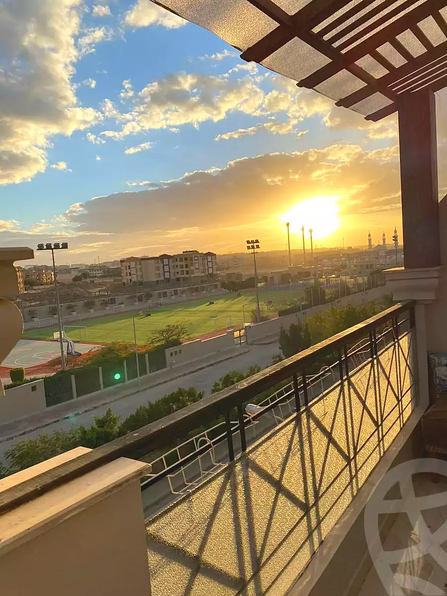 https://aqarmap.com.eg/ar/listing/7115666-for-sale-cairo-new-cairo-ganob-el-akadamiya-south-academy-b-taha-hussein-st