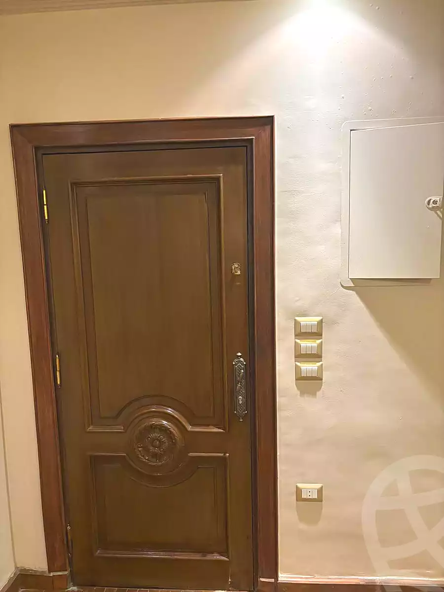 https://aqarmap.com.eg/ar/listing/7115678-for-sale-cairo-new-cairo-ganob-el-akadamiya-south-academy-g-sedki-suliman-st