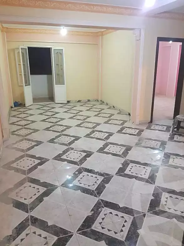 https://aqarmap.com.eg/ar/listing/7115850-for-sale-alexandria-miami-shr-jml-bd-lnsr