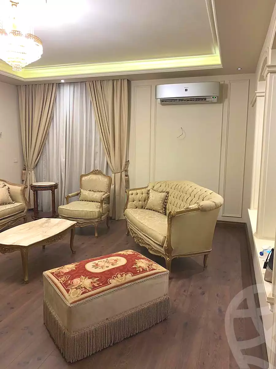 https://aqarmap.com.eg/ar/listing/7115895-for-sale-cairo-new-cairo-ganob-el-akadamiya-south-academy-d-khaled-ibn-el-waleed-st