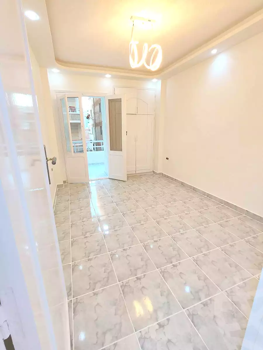 https://aqarmap.com.eg/ar/listing/7115984-for-sale-alexandria-al-agamy-shataa-el-nakheel