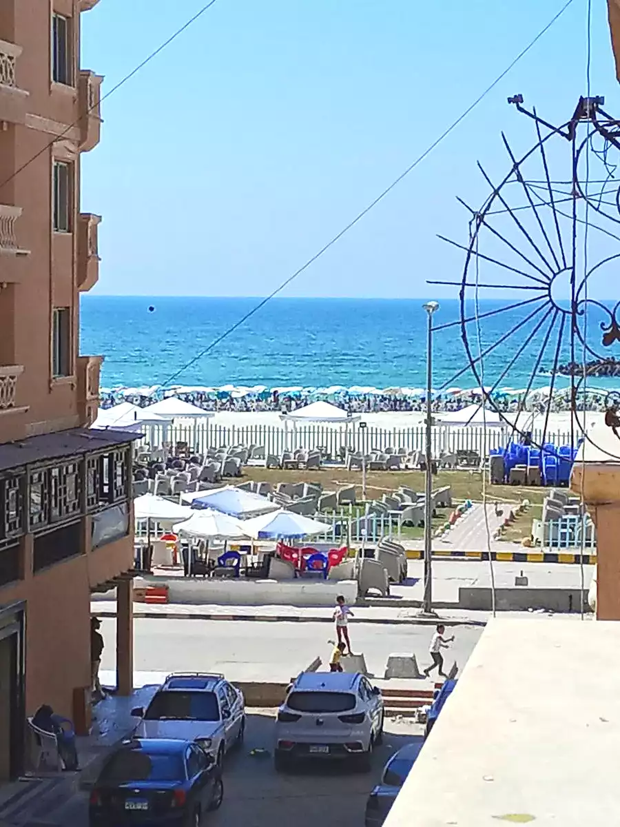 https://aqarmap.com.eg/ar/listing/7116054-for-rent-alexandria-al-agamy-shataa-el-nakheel-street-2