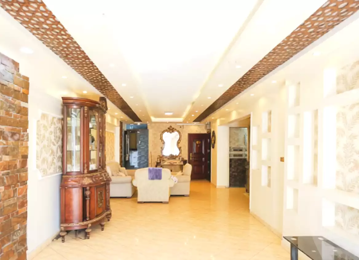 https://aqarmap.com.eg/ar/listing/7116078-for-sale-alexandria-camp-cesar