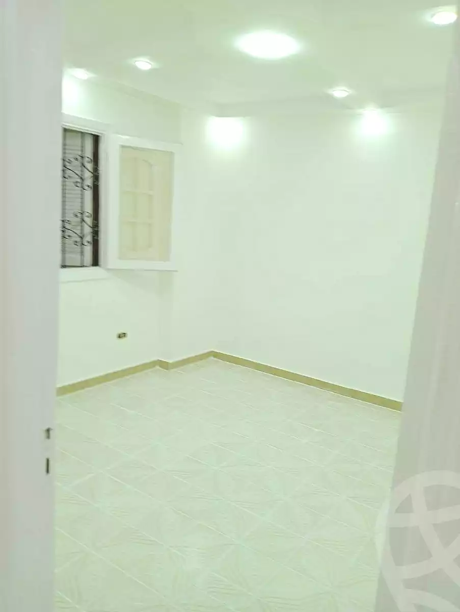 https://aqarmap.com.eg/ar/listing/7116126-for-sale-alexandria-al-agamy-shataa-el-nakheel