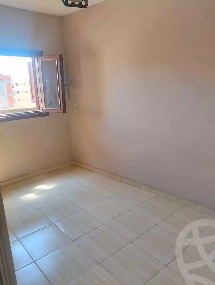 https://aqarmap.com.eg/ar/listing/7116201-for-rent-alexandria-ganaklis-el-arwam-church-st