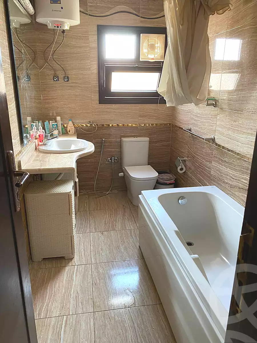 https://aqarmap.com.eg/ar/listing/7116239-for-sale-cairo-new-cairo-el-ahyaa-fifth-neighborhood-street-28