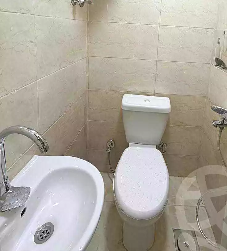 https://aqarmap.com.eg/ar/listing/7116393-for-sale-qalyubia-shubra-el-khaima-el-shareaa-el-gadid-st
