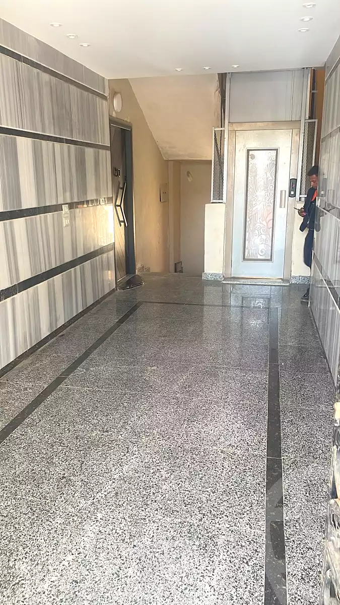 https://aqarmap.com.eg/ar/listing/7116921-for-sale-cairo-new-cairo-compounds-rivera-hills