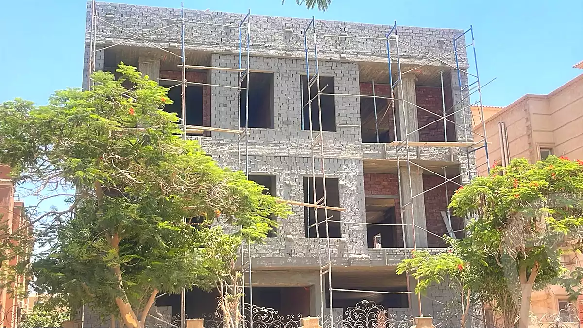 https://aqarmap.com.eg/ar/listing/7117063-for-sale-cairo-new-cairo-ganob-el-akadamiya-south-academy-a-moaz-ibn-gabal-st