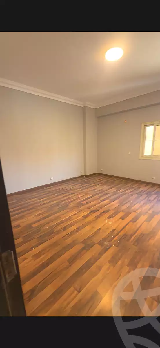 https://aqarmap.com.eg/ar/listing/7117072-for-sale-cairo-new-cairo-first-settlement-mhwr-mstfy-kml