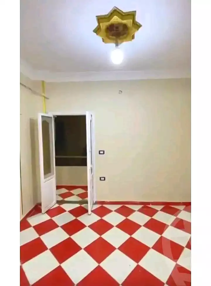 https://aqarmap.com.eg/en/listing/7117094-for-sale-qalyubia-shubra-el-khaima-om-bayoumi
