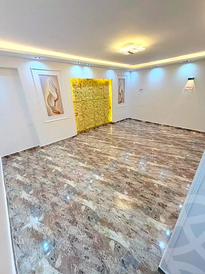 https://aqarmap.com.eg/ar/listing/7117143-for-sale-alexandria-sydy-bshr-sydy-bshr-bhry-shr-mhmwd-l-yswy