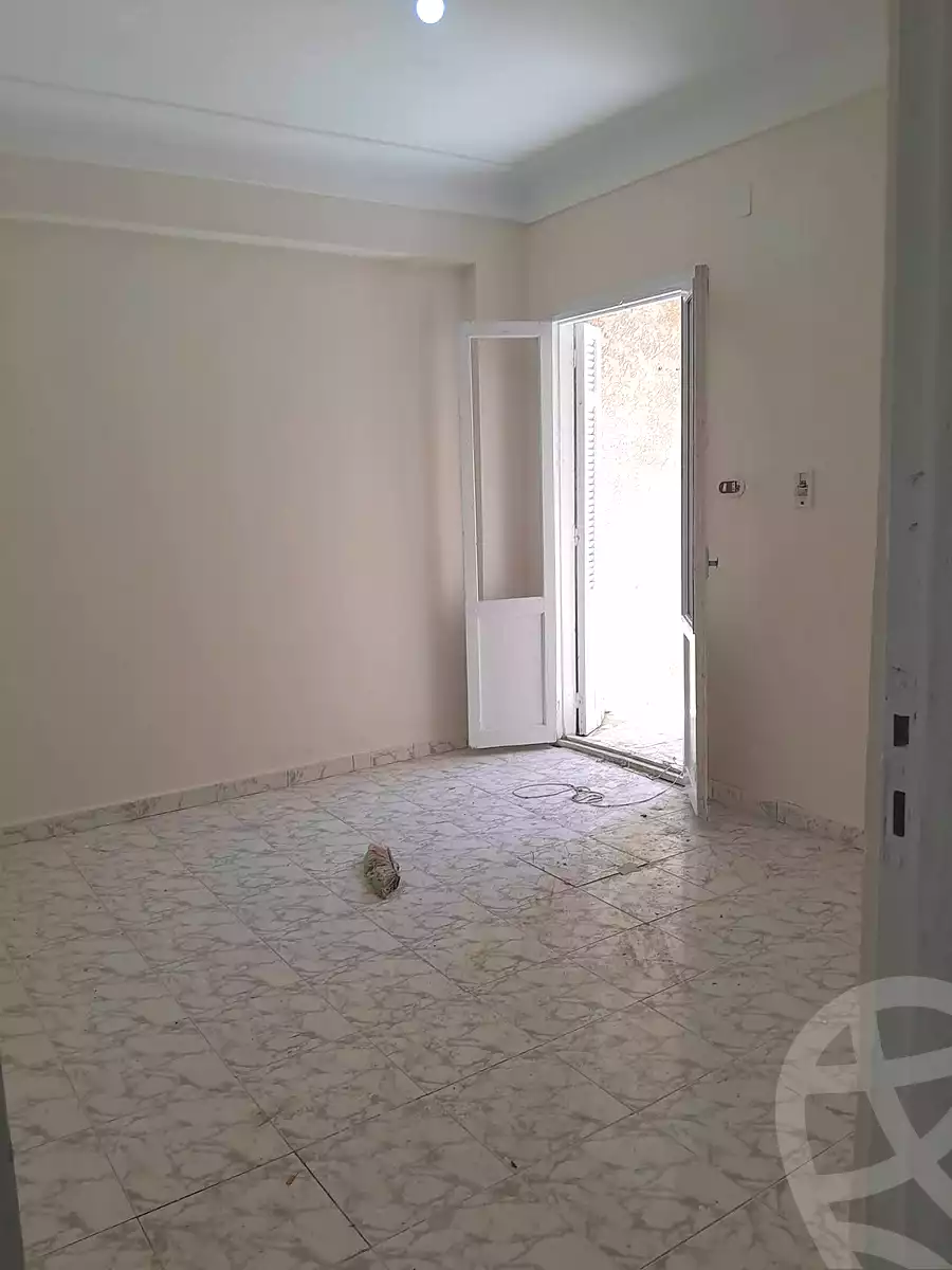 https://aqarmap.com.eg/ar/listing/7117270-for-sale-alexandria-al-agamy-el-hanouvel-el-salam-st