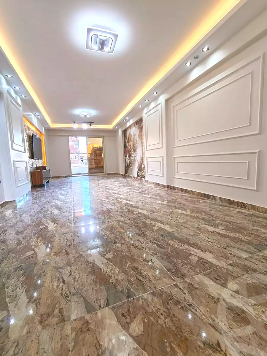 https://aqarmap.com.eg/ar/listing/7117268-for-sale-alexandria-sydy-bshr-sydy-bshr-bhry-shr-khld-bn-lwlyd